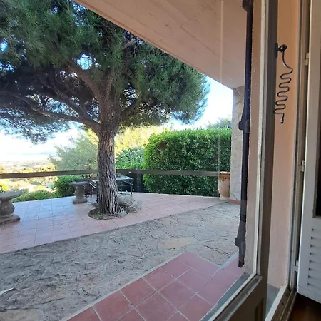 Au Calme Des Pins Avec Vue Toulon