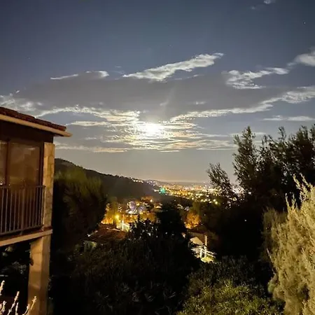 Au Calme Des Pins Avec Vue Holiday home Toulon