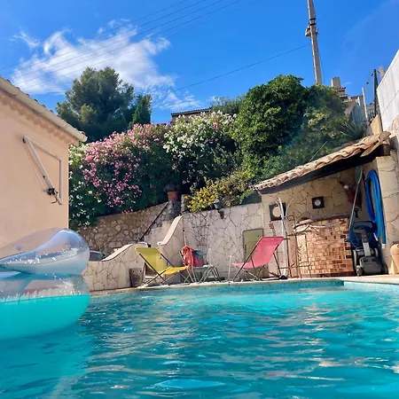 Au Calme Des Pins Avec Vue Дом отдыха Тулон