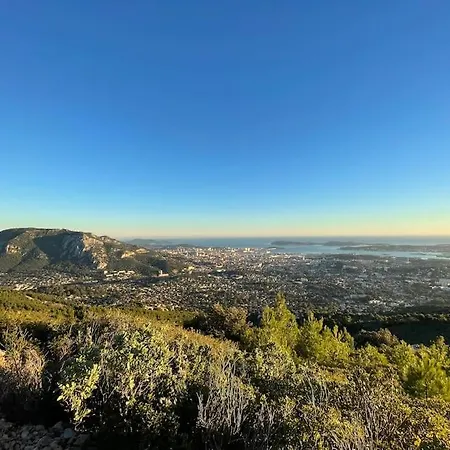 Au Calme Des Pins Avec Vue Сasa de vacaciones *