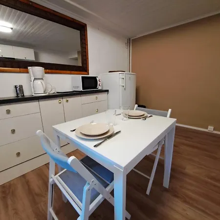 Дом отдыха Au Calme Des Pins Avec Vue Тулон