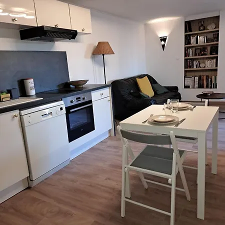 Au Calme Des Pins Avec Vue * Тулон