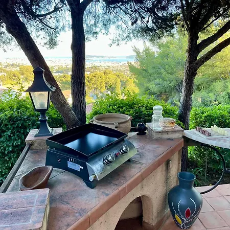 Au Calme Des Pins Avec Vue