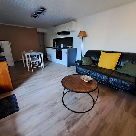 Дом отдыха Au Calme Des Pins Avec Vue Тулон