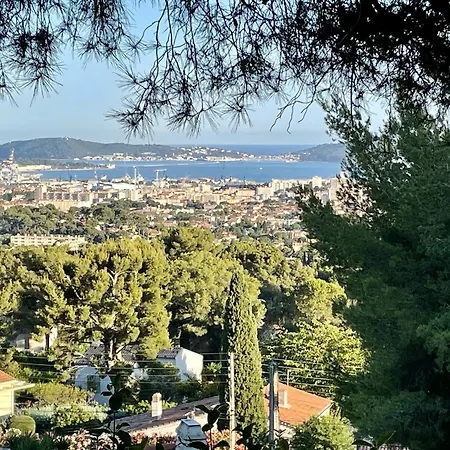 Au Calme Des Pins Avec Vue * Тулон